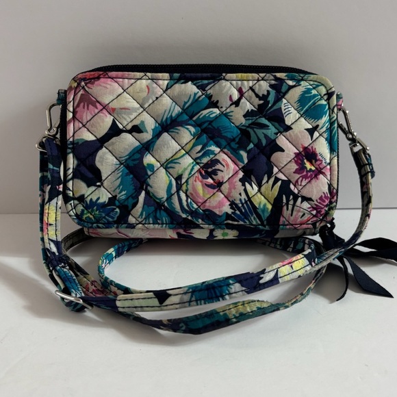 Vera Bradley Floral Quilted Crossbody Wallet Bag - Picture 2 of 8